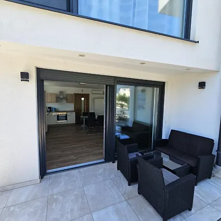 Mara Apartment Malinska