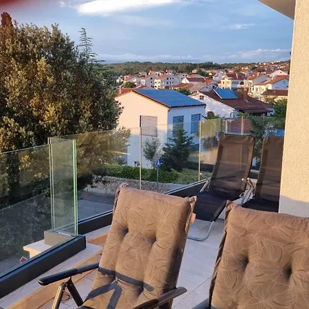 Mara Apartment Malinska