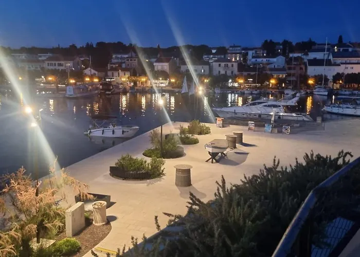 Mara * Малинска