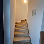 Mara مالينسكا